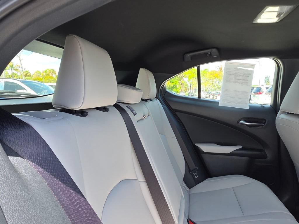 Used 2023 Lexus UX 250h FWD w/ Accessory Package (Z1) image 14