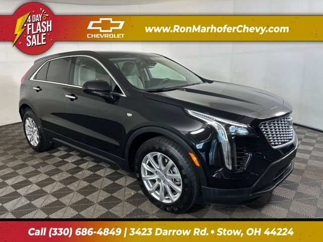 Used 2022 Cadillac XT4 Luxury image 1