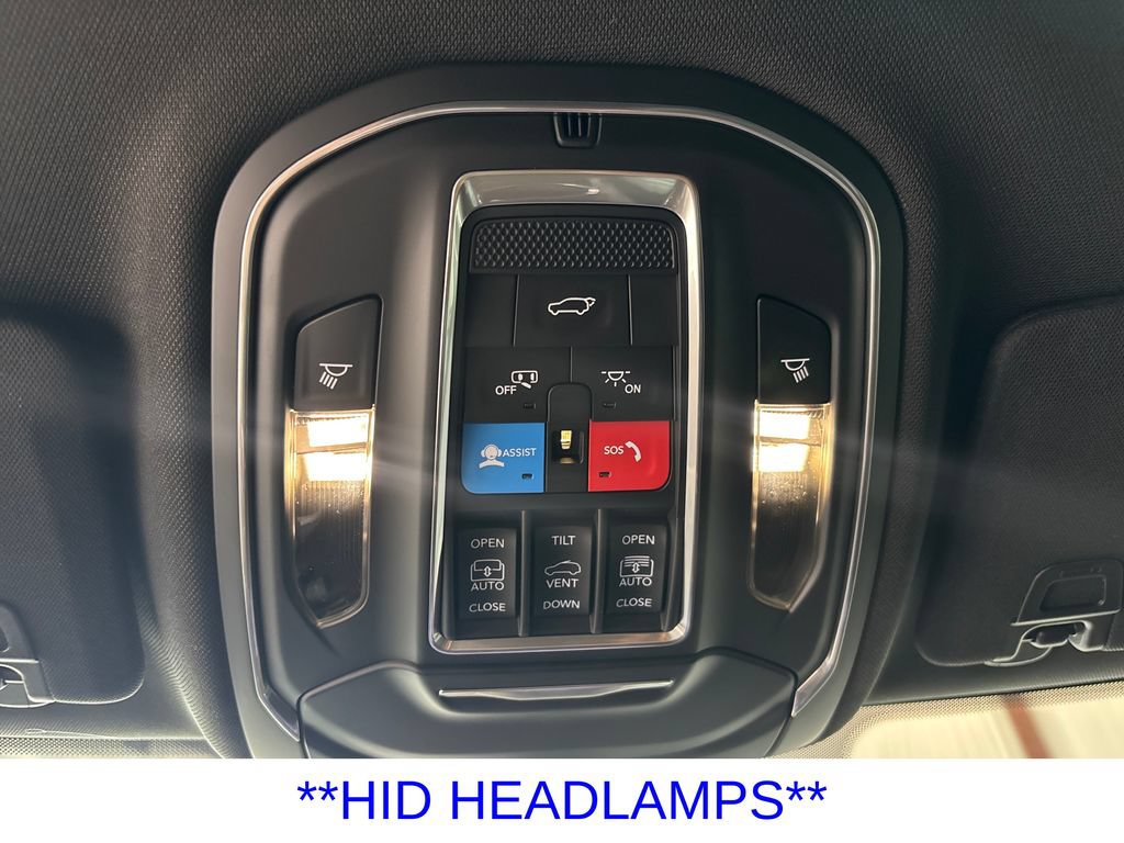 Used 2026 Jeep Grand Cherokee Limited w/ Limited Altitude Package AWD/4WD image 22