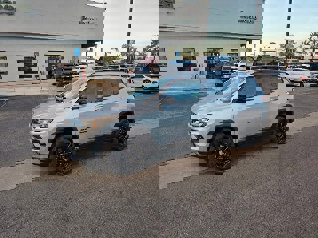 New 2026 Jeep Compass Latitude