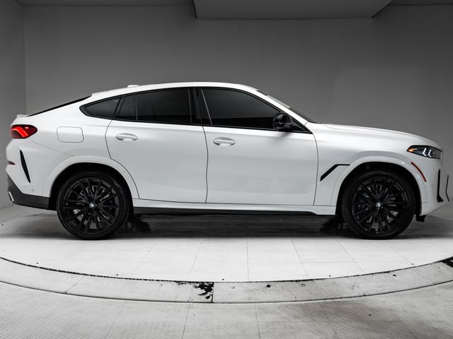 Used 2026 BMW X6 M60i w/ Parking Assistance Package AWD/4WD image 34
