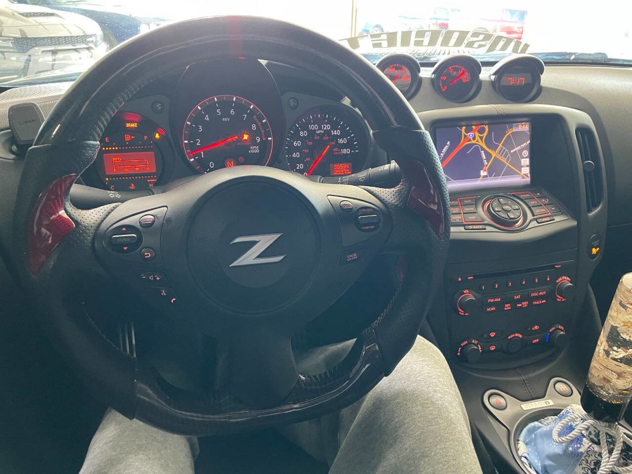 Used 2015 Nissan 370Z NISMO image 21