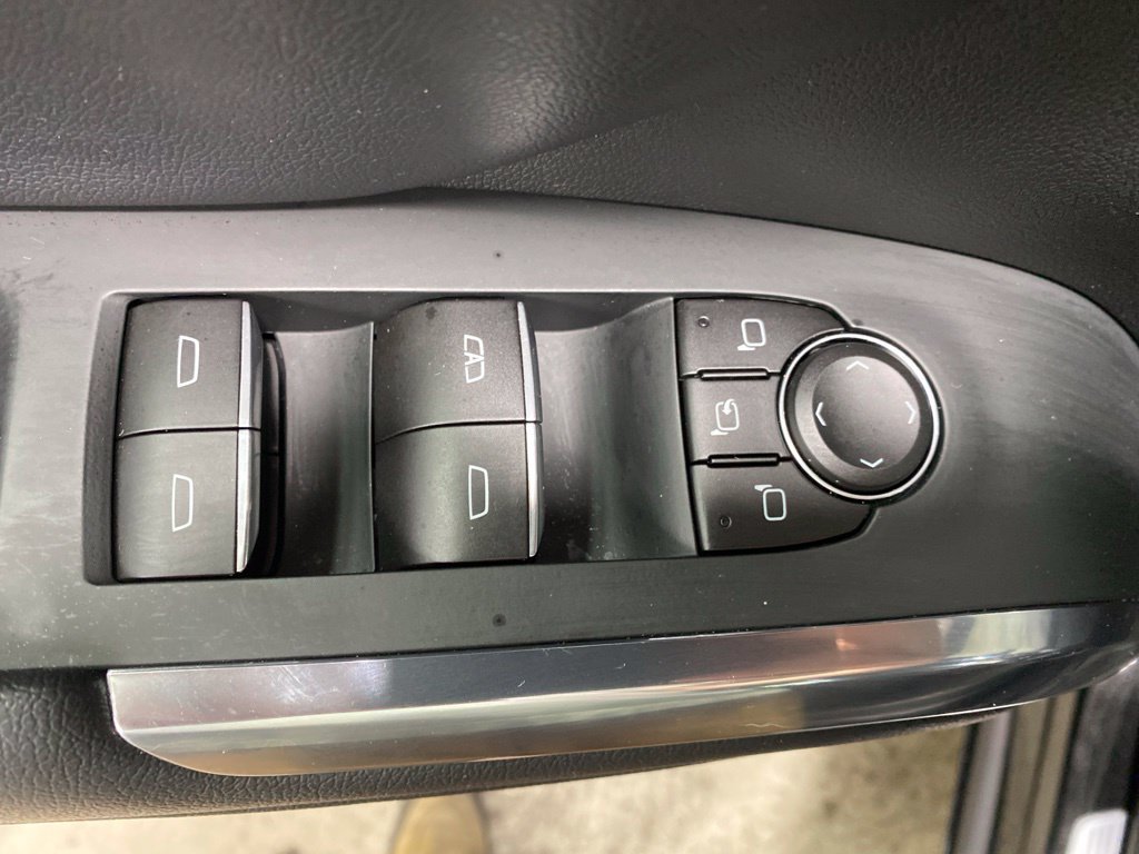 Used 2026 Chevrolet Traverse High Country w/ LPO, Floor Liner Package AWD/4WD image 32