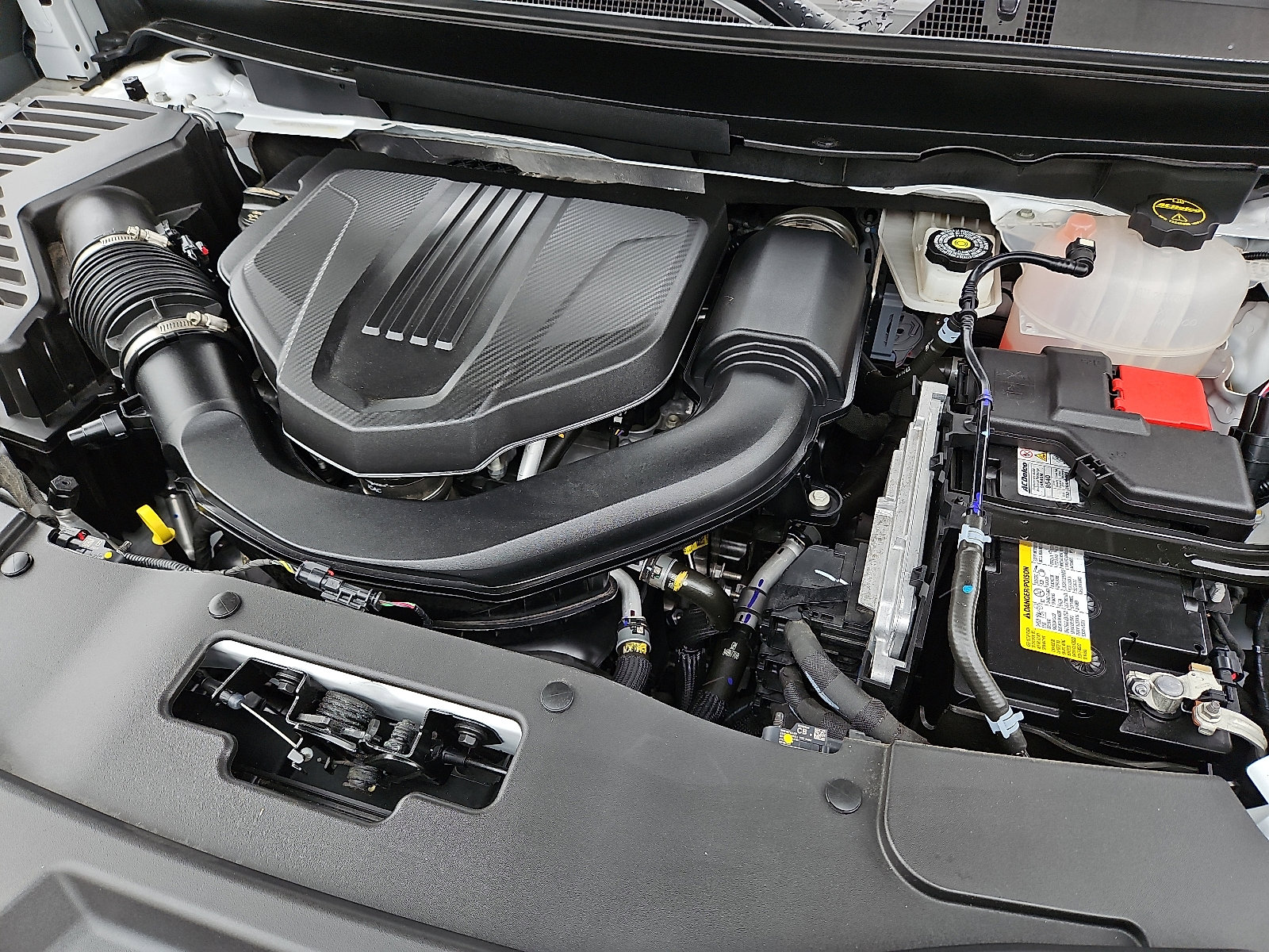 Certified 2025 GMC Acadia Elevation image 27