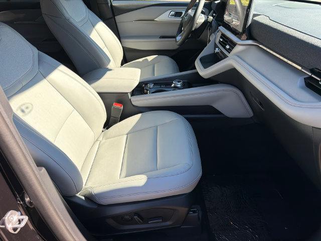 New 2027 Ford Explorer Active w/ Active Comfort Package RWD image 14