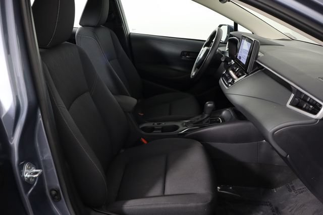 Used 2025 Toyota Corolla LE w/ Convenience Package FWD image 17