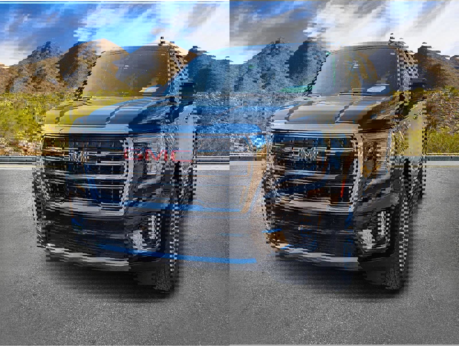 Used 2023 GMC Yukon XL SLT w/ SLT Luxury Package image 11