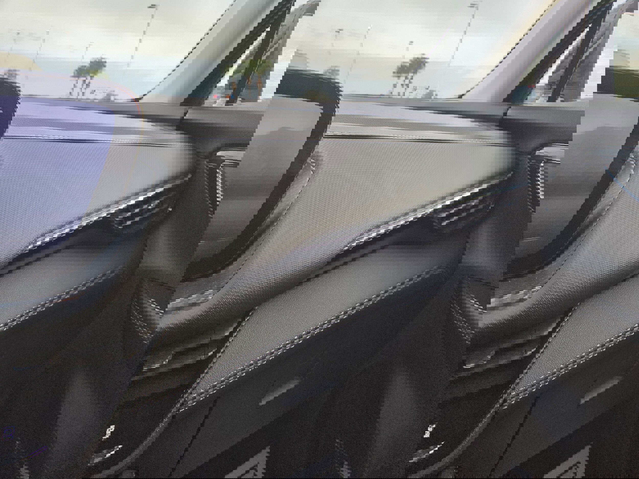 Used 2025 Buick Envision Preferred image 31