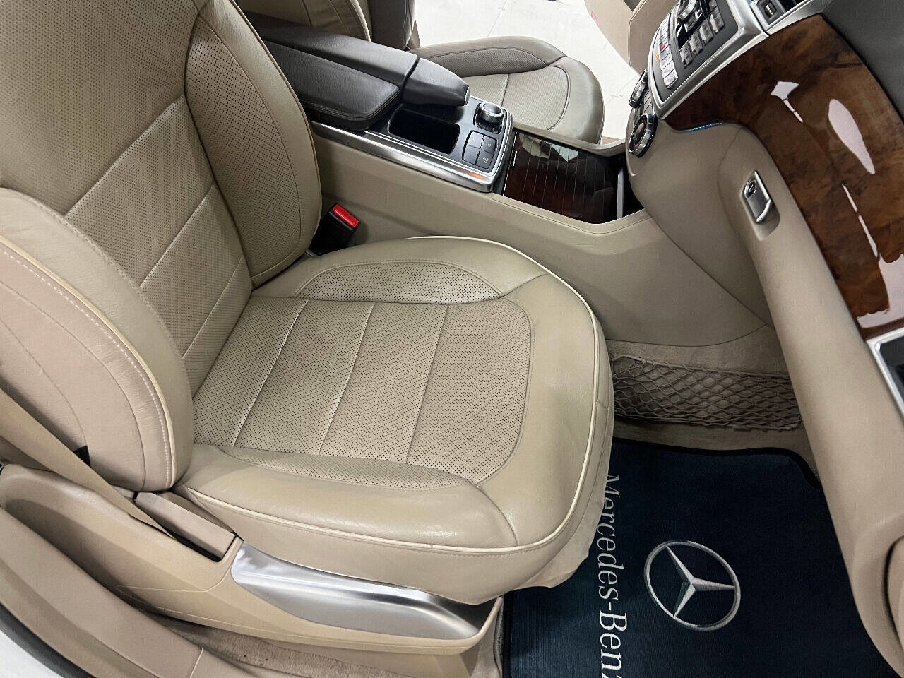 Used 2014 Mercedes-Benz GL 550 4MATIC image 80