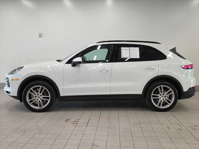 Used 2023 Porsche Cayenne AWD/4WD image 2