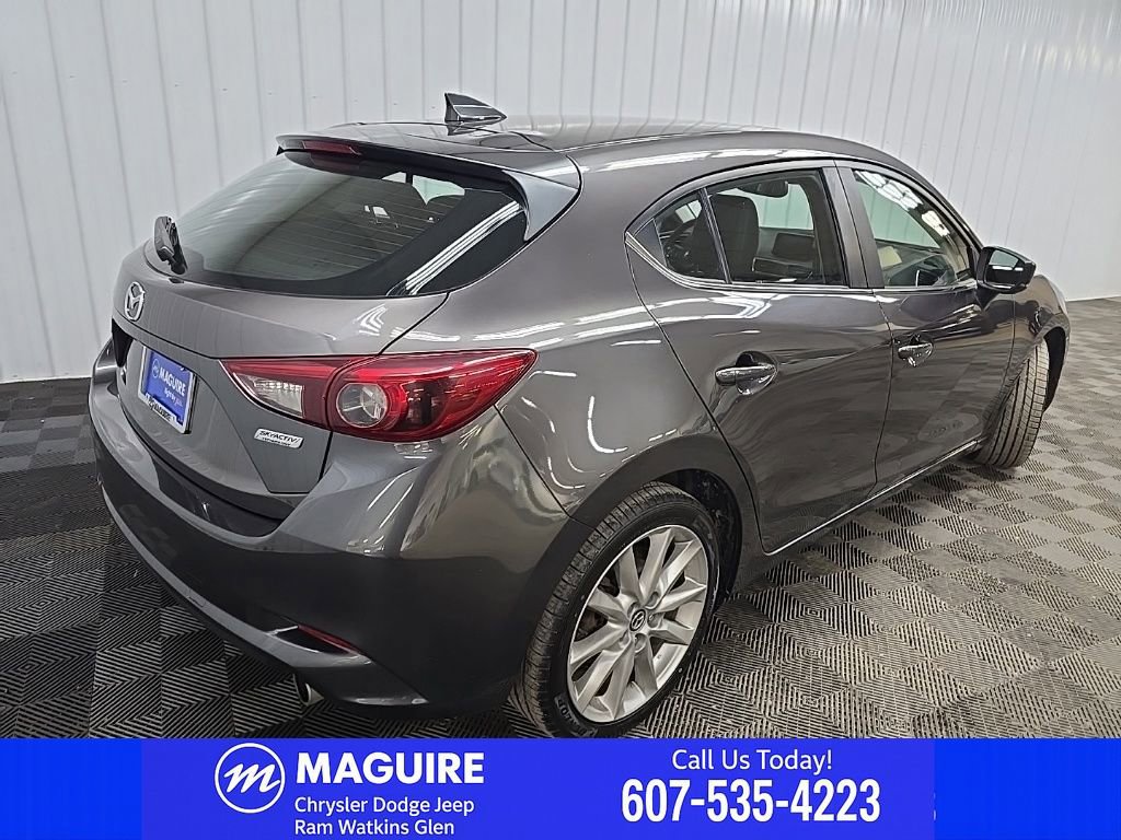 Used 2017 MAZDA MAZDA3 Grand Touring w/ Premium Equipment Package FWD image 12