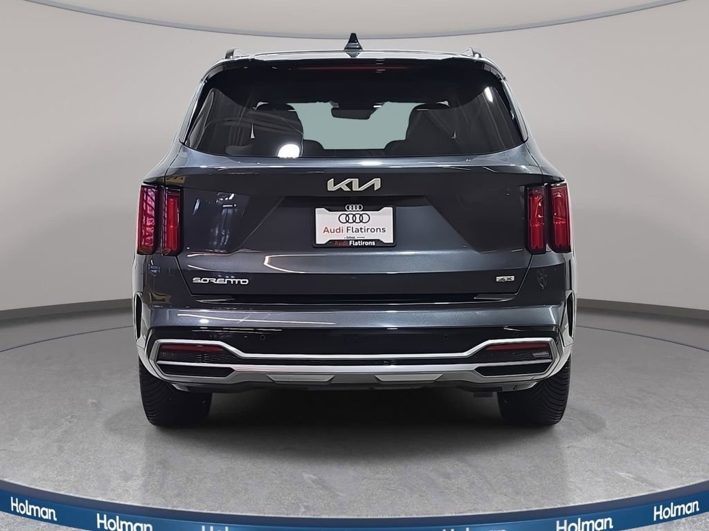 Used 2023 Kia Sorento SX image 7