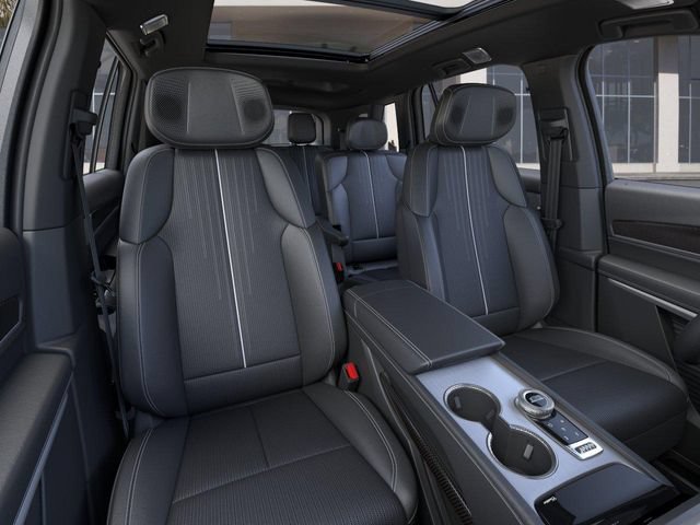 New 2027 Cadillac Vistiq Sport AWD/4WD image 16