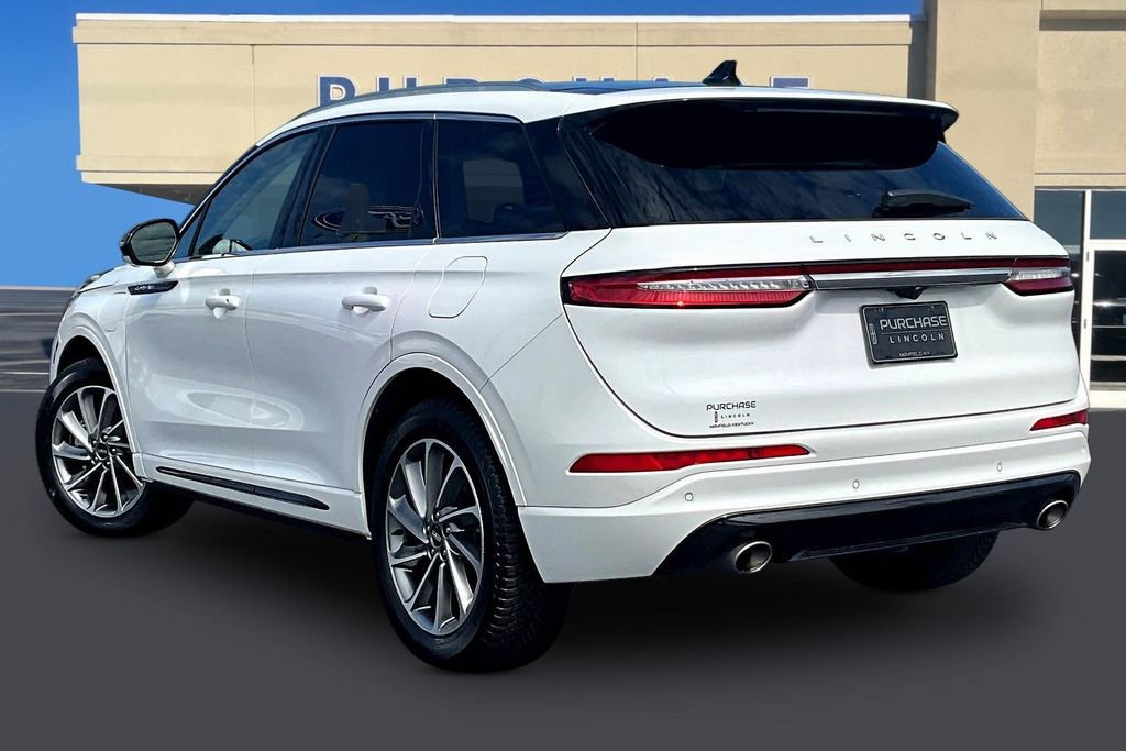 Used 2024 Lincoln Corsair Grand Touring w/ Equipment Group 301A image 4