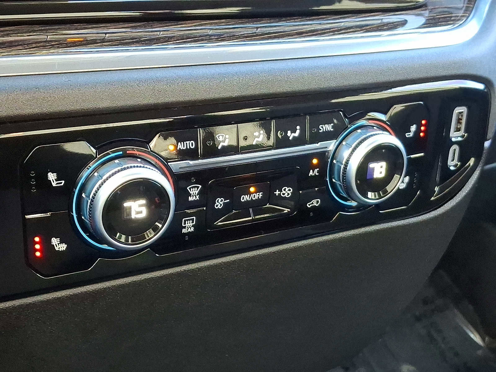 Certified 2025 GMC Sierra 1500 Elevation image 17