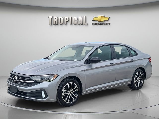Used 2023 Volkswagen Jetta Sport image 1
