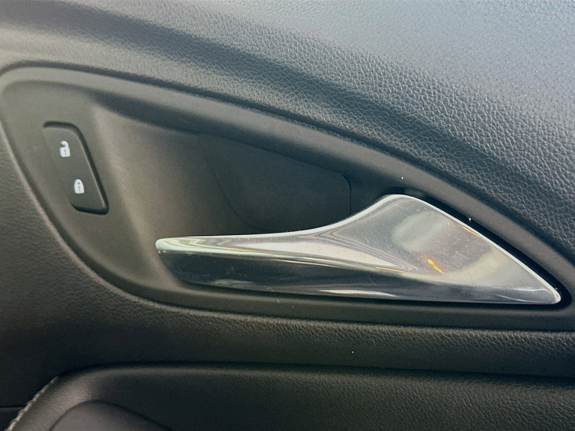 Used 2022 Buick Encore GX Select image 29