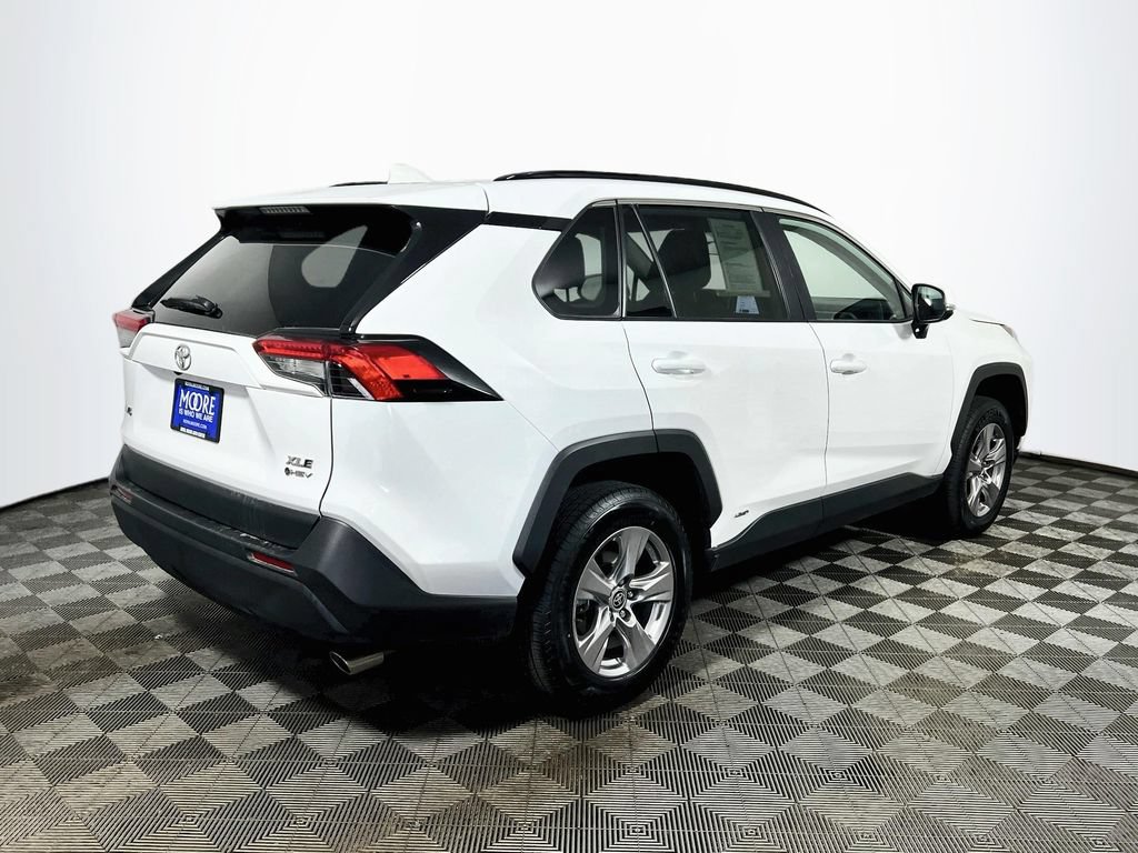 Certified 2025 Toyota RAV4 XLE AWD/4WD image 7