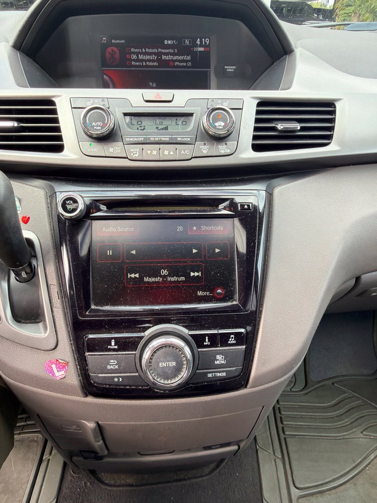 Used 2015 Honda Odyssey EX-L image 37