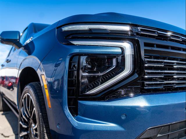 New 2026 Chevrolet Suburban High Country AWD/4WD image 10