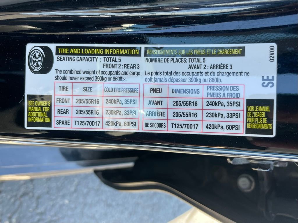 Used 2024 Toyota Corolla LE FWD image 39