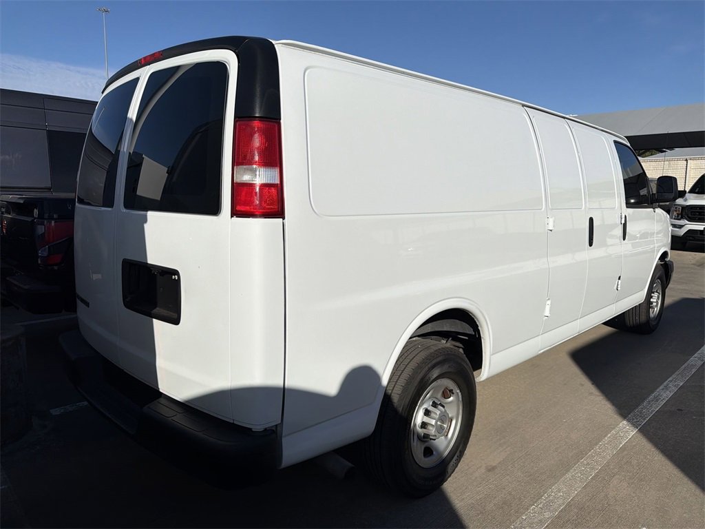 Used 2022 Chevrolet Express 2500 Extended w/ Driver Convenience Package image 3