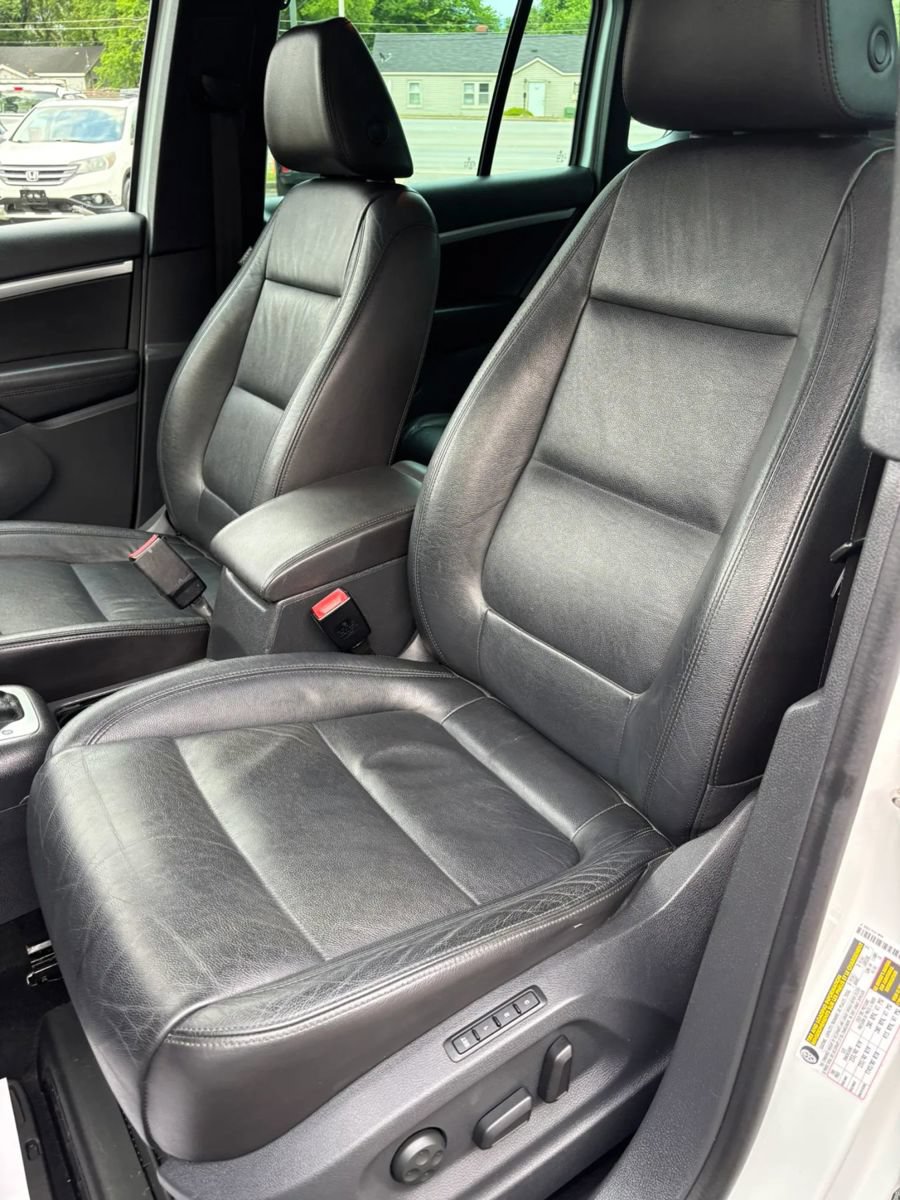 Used 2015 Volkswagen Tiguan R-Line AWD/4WD image 15