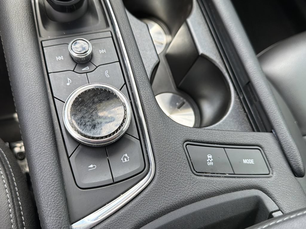 Certified 2022 Cadillac XT5 Luxury FWD image 28