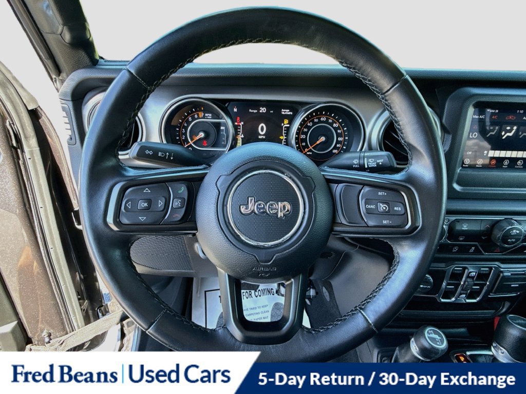 Used 2021 Jeep Gladiator Sport AWD/4WD image 14
