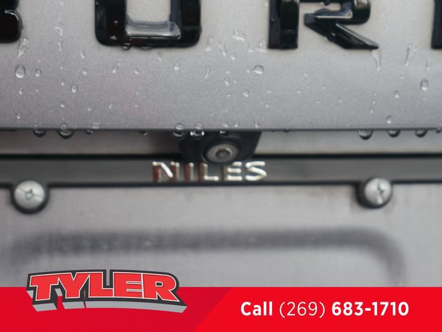 Used 2021 Chevrolet Suburban Z71 AWD/4WD image 16