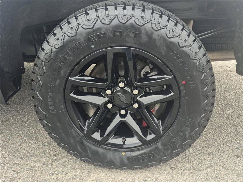 Used 2021 Chevrolet Silverado 1500 LT Trail Boss w/ Convenience Package II AWD/4WD image 14