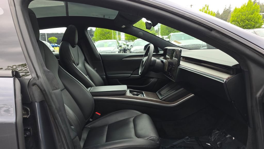 Used 2023 Tesla Model S AWD/4WD image 11