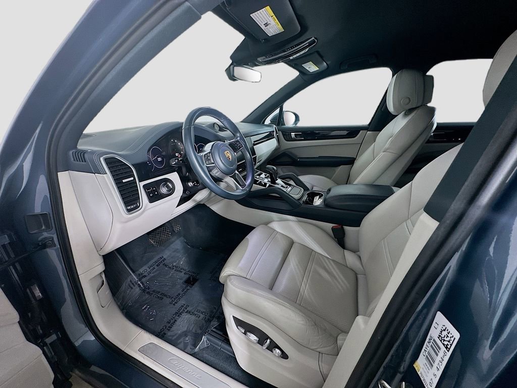 Certified 2019 Porsche Cayenne AWD/4WD image 5