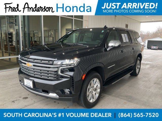 Used 2024 Chevrolet Suburban Premier image 1