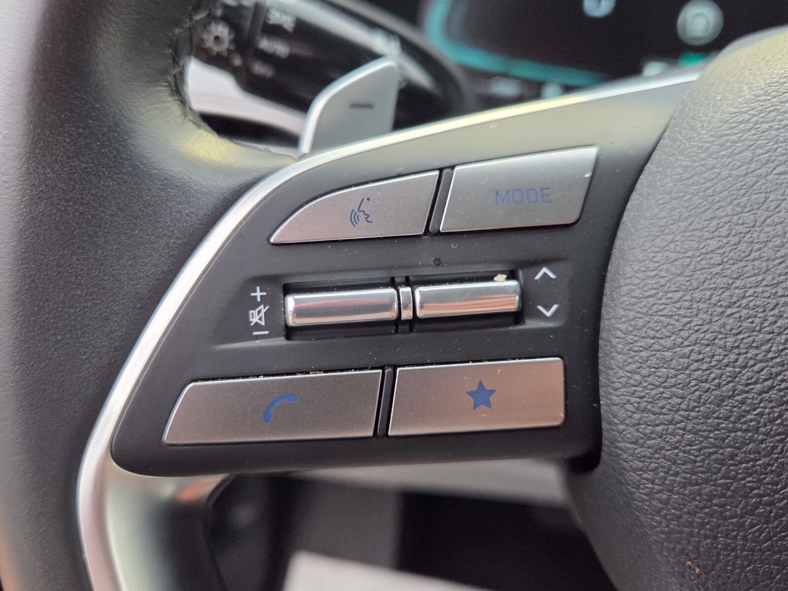 Certified 2025 Hyundai Palisade SEL FWD image 23