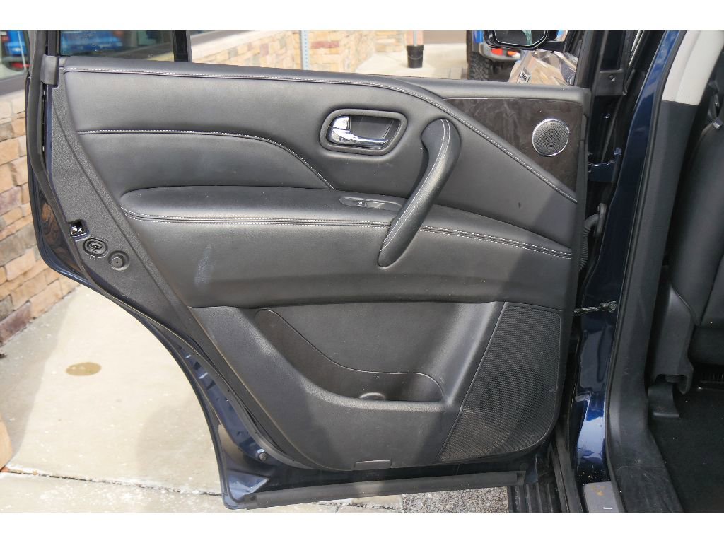 Used 2022 INFINITI QX80 Luxe w/ Cargo Package image 17