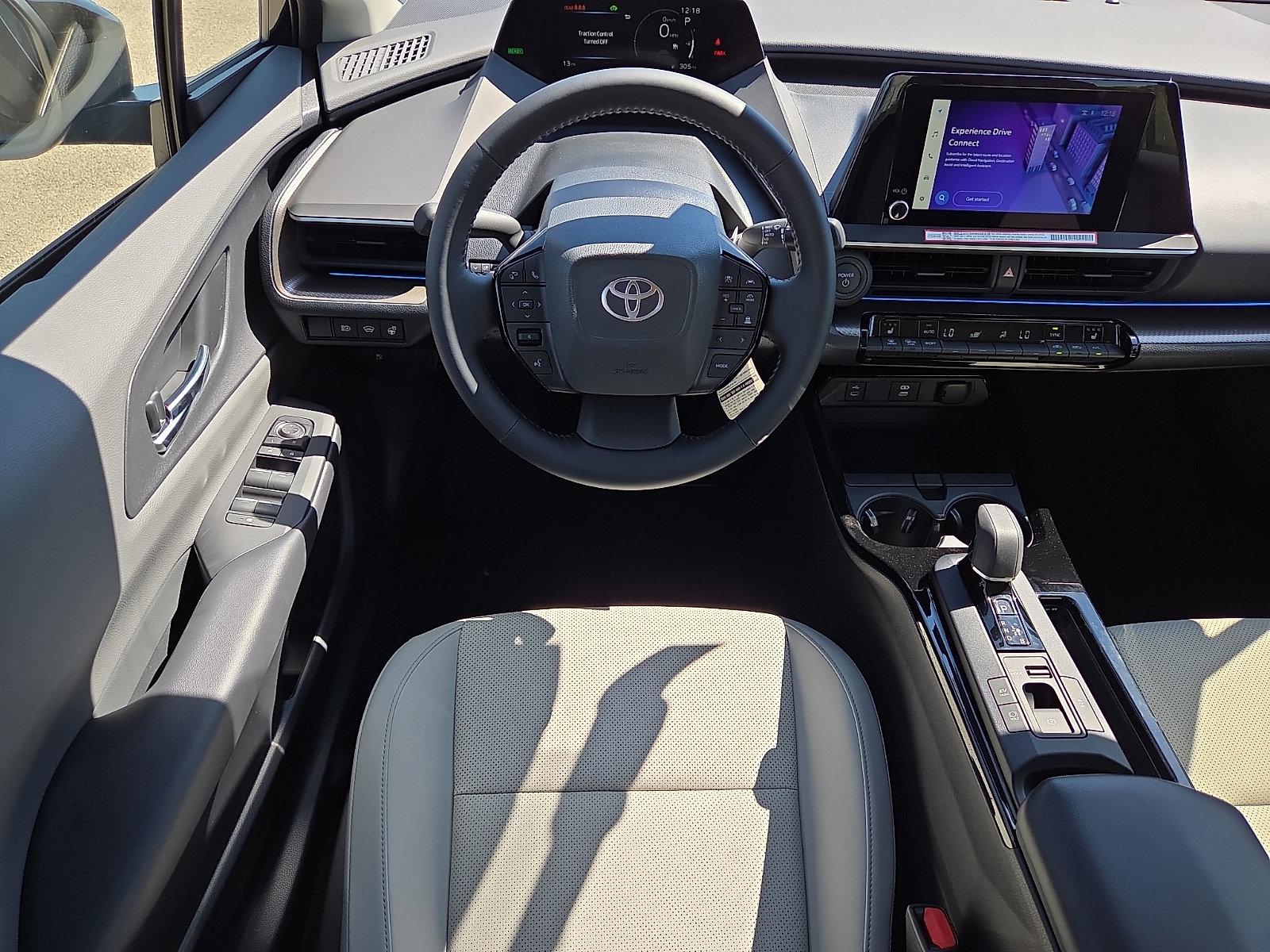 New 2027 Toyota Prius XLE FWD image 8