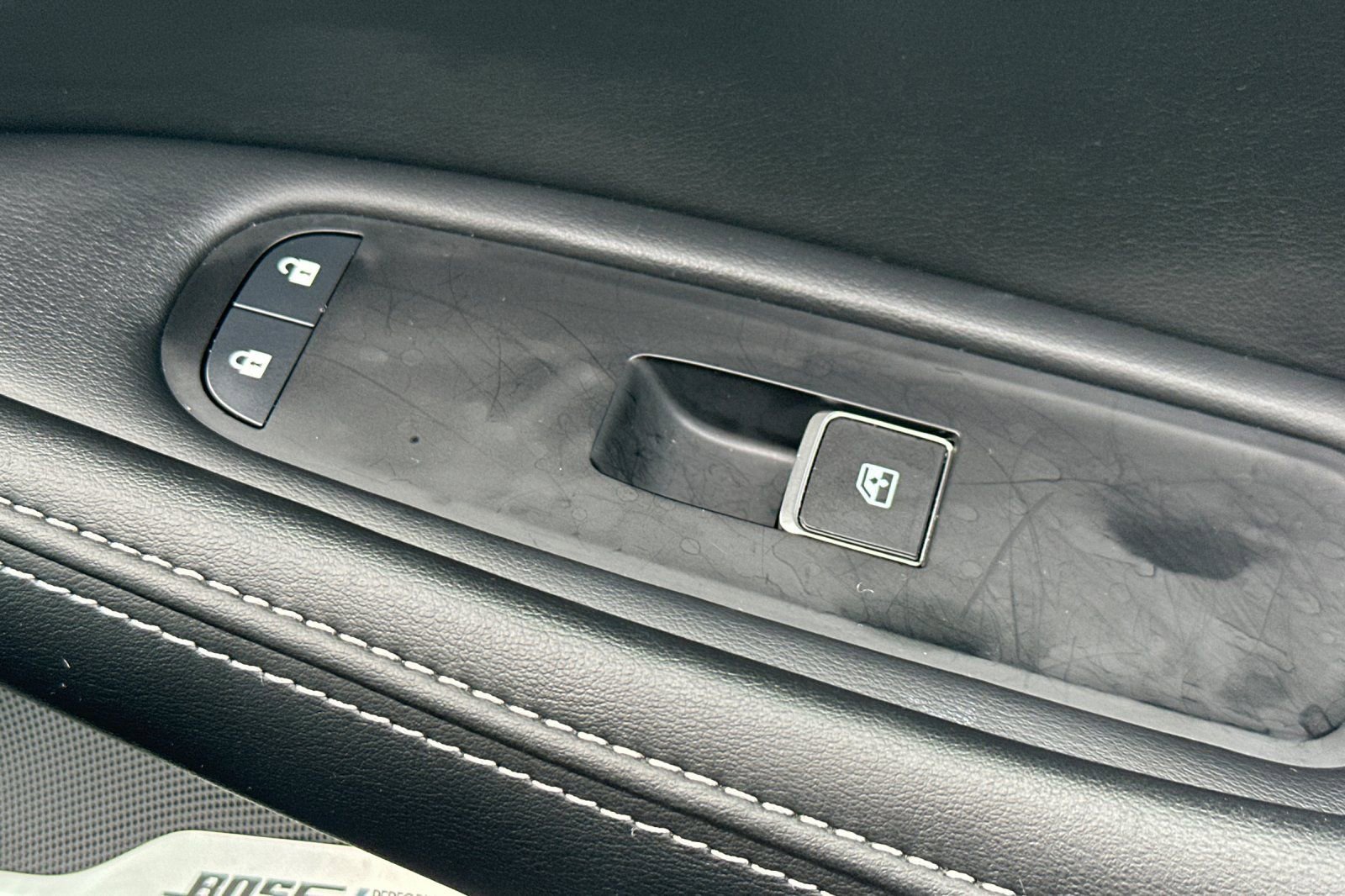 Certified 2025 INFINITI QX60 Luxe w/ Black Edition image 23