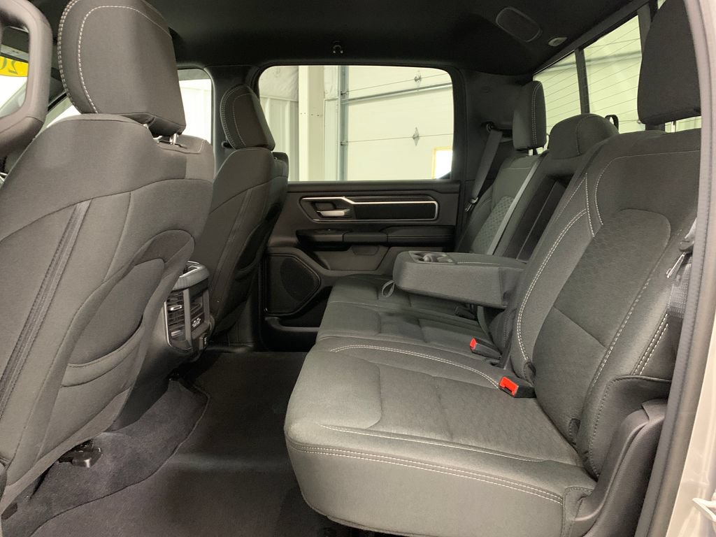 Used 2025 RAM 1500 Big Horn AWD/4WD image 17