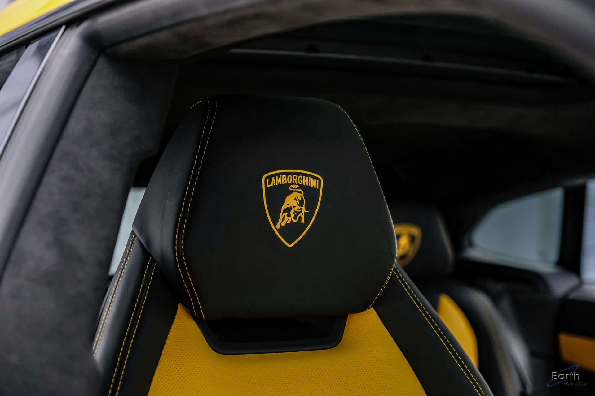 Used 2021 Lamborghini Urus AWD/4WD image 55