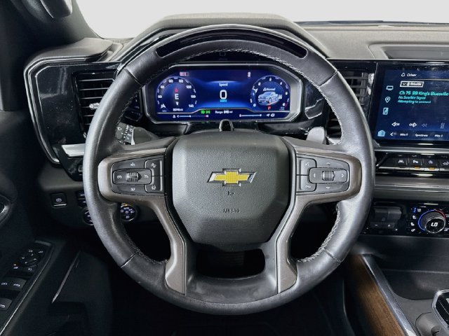 Used 2024 Chevrolet Silverado 1500 High Country w/ Technology Package AWD/4WD image 12