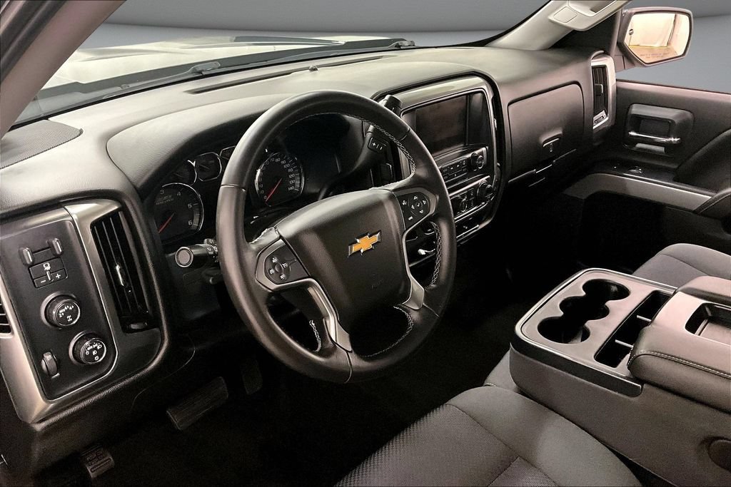 Used 2018 Chevrolet Silverado 1500 LT w/ All Star Edition AWD/4WD image 18