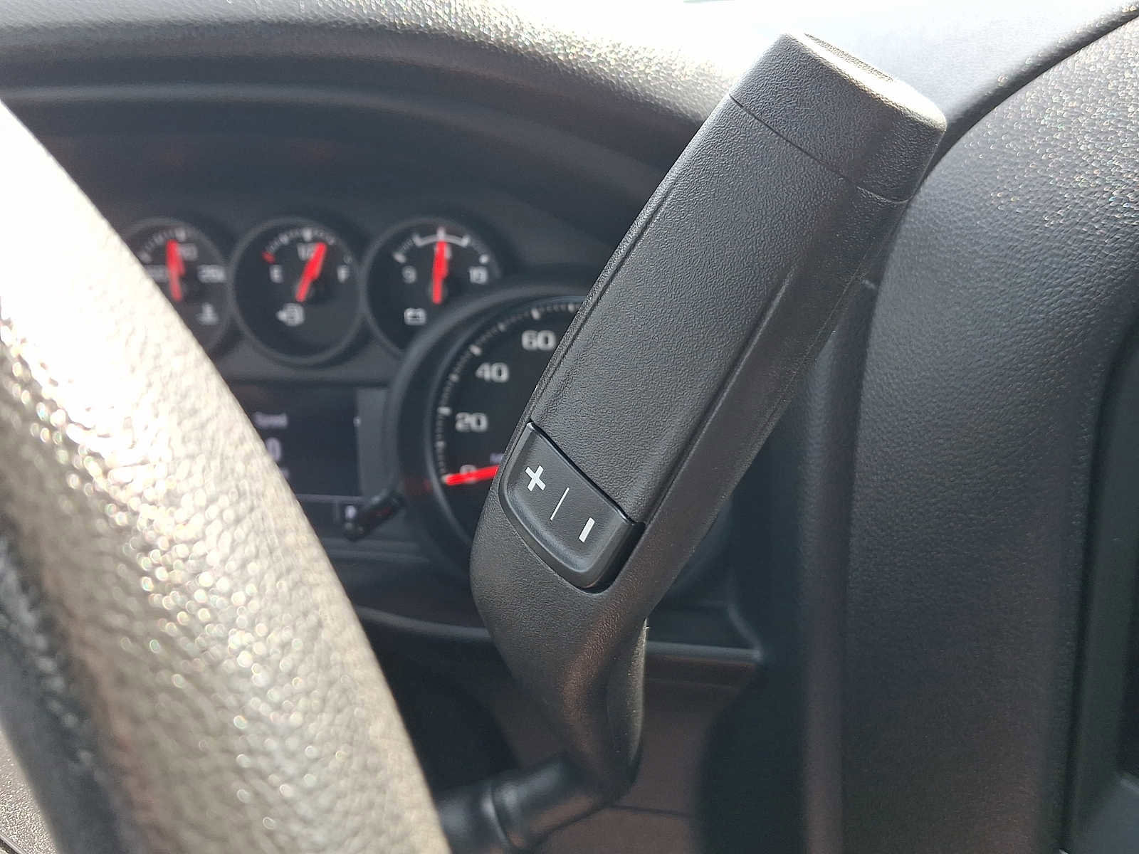 Used 2024 GMC Sierra 3500 Pro w/ Convenience Package AWD/4WD image 16