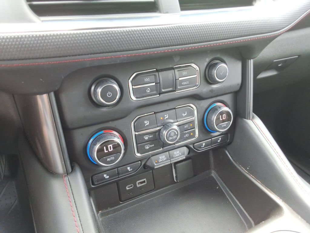 Certified 2021 Chevrolet Suburban RST RWD image 33
