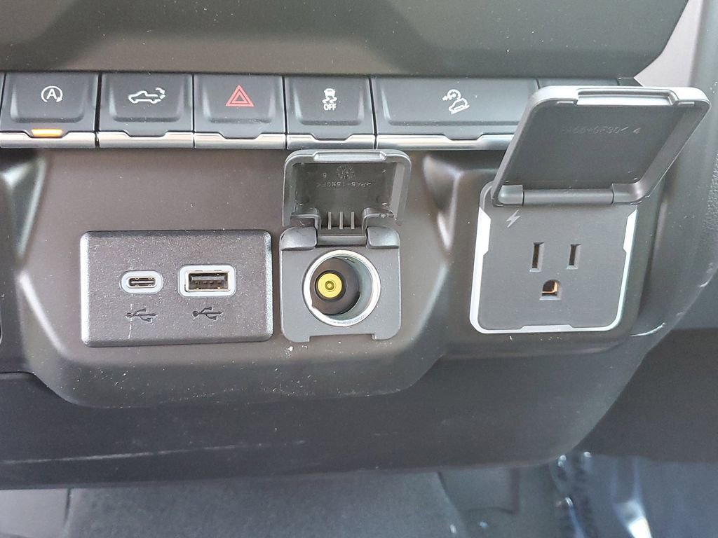 New 2026 Chevrolet Silverado 1500 Custom Trail Boss w/ Dark Appearance Package image 25