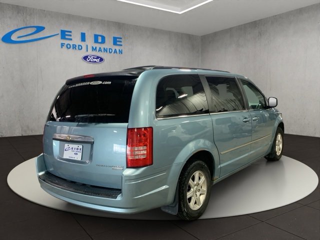 Used 2010 Chrysler Town & Country Touring w/ Heated Seat Group image 7