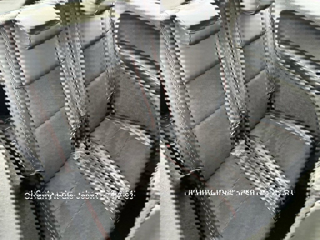 Used 2022 Dodge Durango R/T w/ Blacktop Package image 18