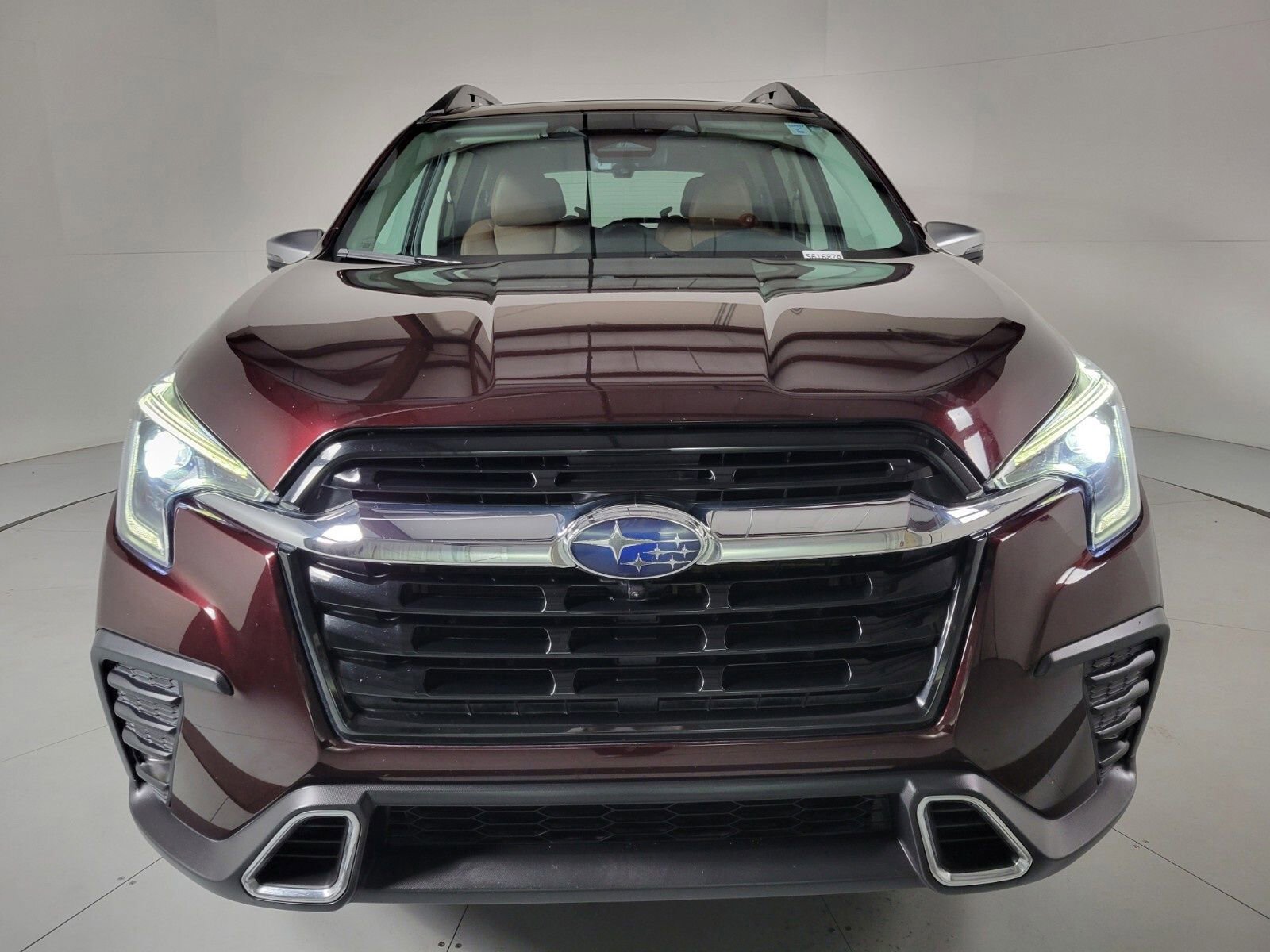 Used 2023 Subaru Ascent Touring image 8