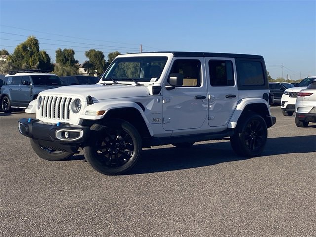 Used 2023 Jeep Wrangler Unlimited Sahara image 2