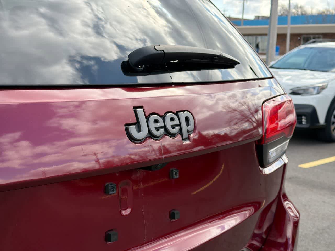 Used 2020 Jeep Grand Cherokee High Altitude AWD/4WD image 17